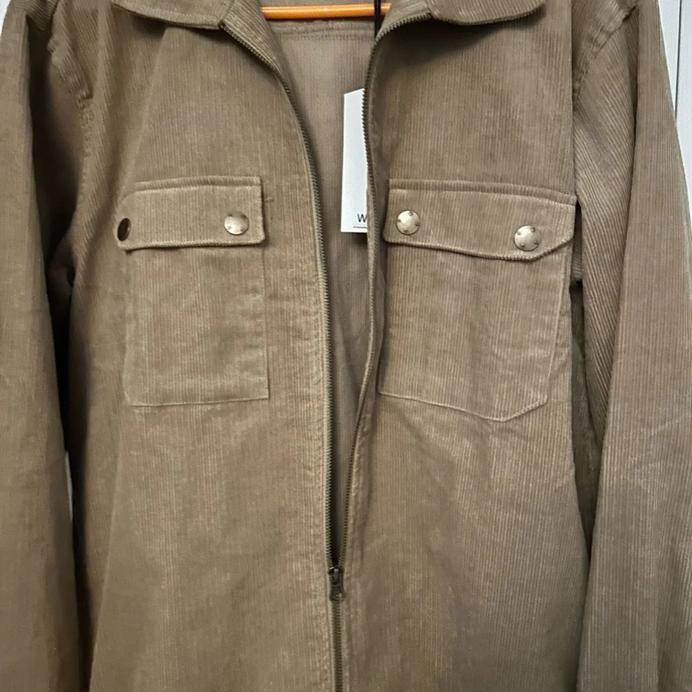 NWT WESC CORDUROY shacket. Mens M/ Women’s L - Picture 5 of 6